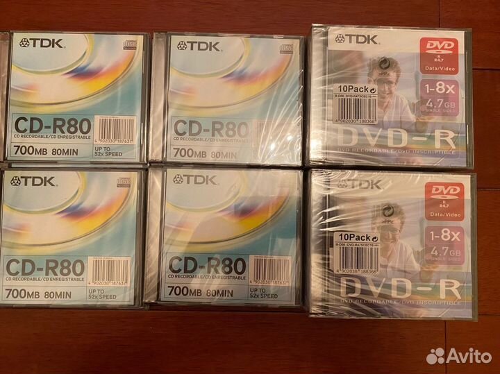 Болванка новая пустая. CD-R диск и DVD-R