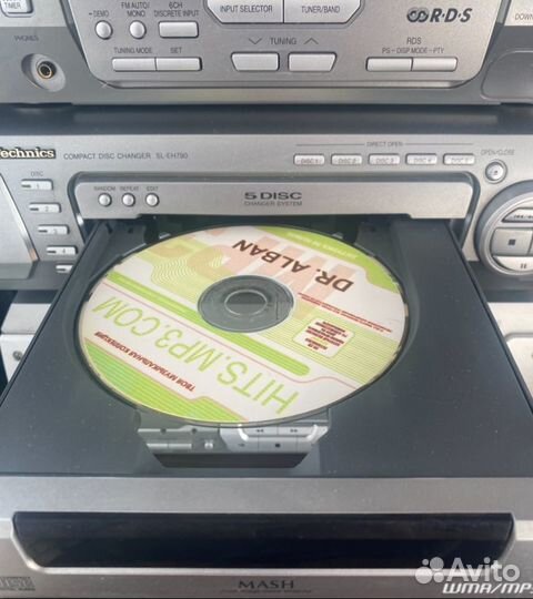 Музыкальный центр 