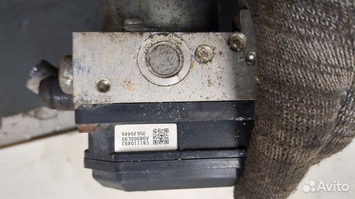 Блок абс, насос Nissan X-Trail (T31)