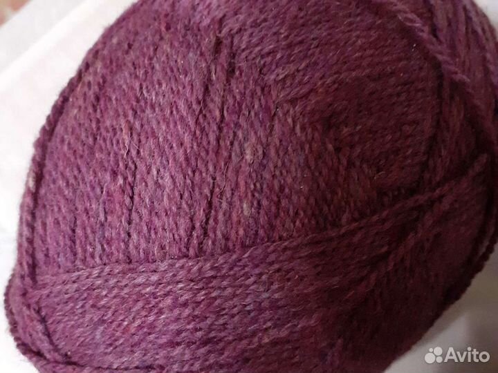 Набор крючков для вязания+матки ниток