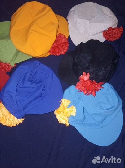 Картузы для мальчиков, 7 разных цветов