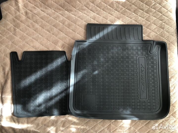 Полики на toyota camry 55 кузов