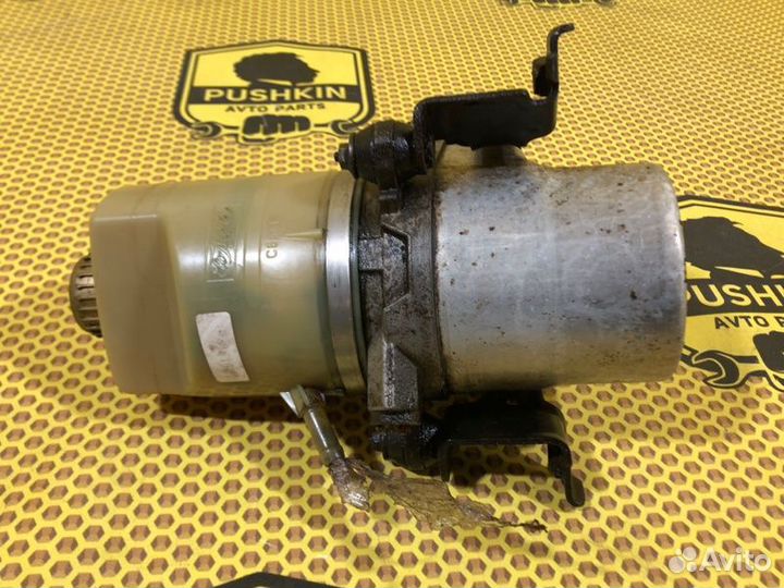 Насос гидроусилителя руля Ford Kuga CBV 2.0L