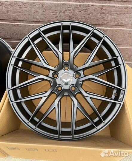 Диски Vorsteiner VF107 R19 5*112 чёрный матовый