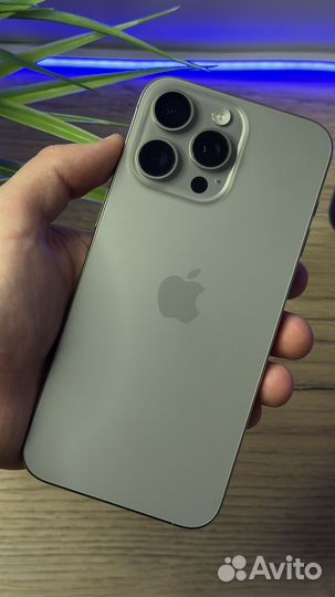iPhone 15 Pro Max, 256 ГБ