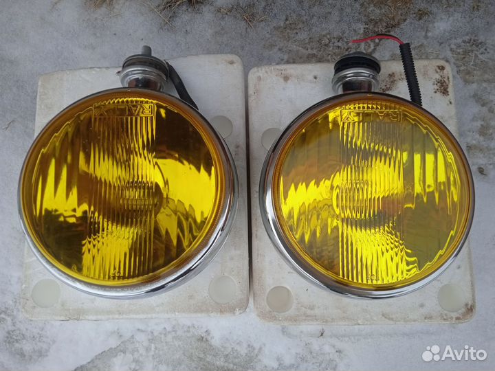 Фара противотуманная Dlaa