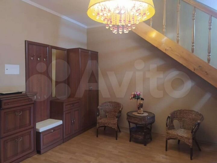 3-к. квартира, 130 м², 5/6 эт.