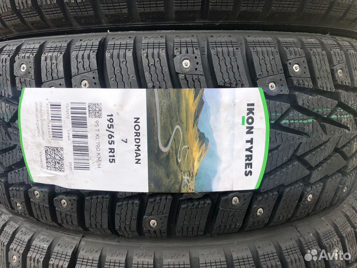 Ikon Tyres Nordman 7 195/65 R15 95T