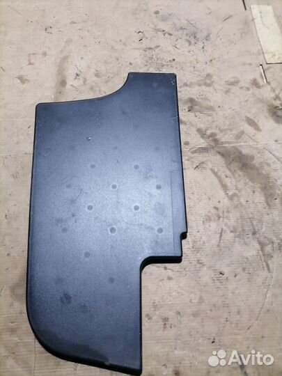 Панель пола багажника левая Sprinter Carib 110