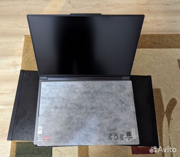 Lenovo Legion 7 6900hx 6850m xt 32 gb 1 tb