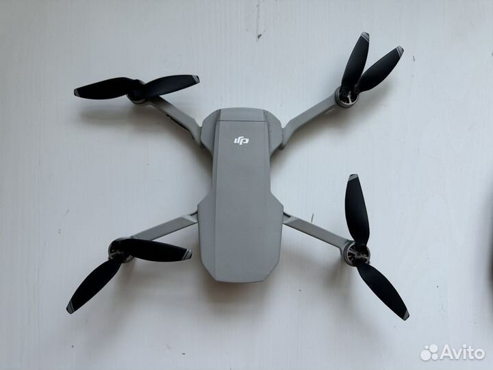 Квадрокоптер dji mavic mini