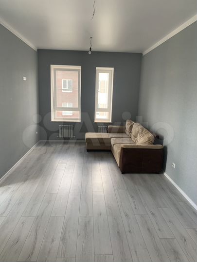 2-к. квартира, 60 м², 4/4 эт.