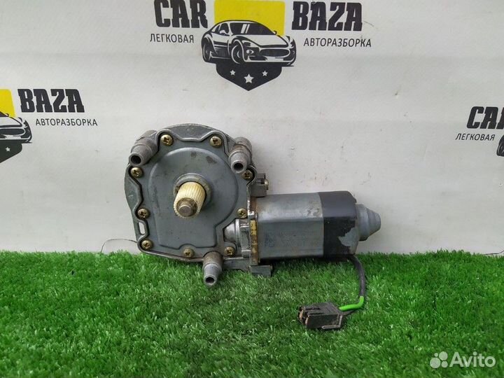 Моторчик стеклоподъемника задний правый Audi A6