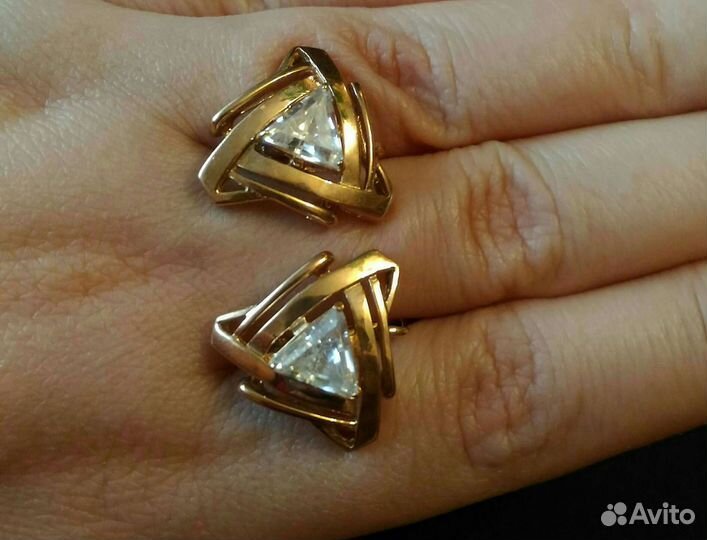 Золотой гарнитур