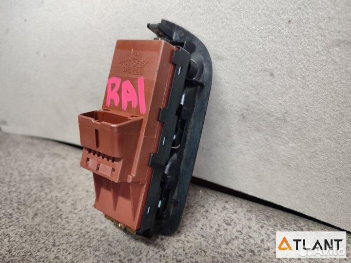 Пульт стеклоподъемника передняя правая subaru pleo