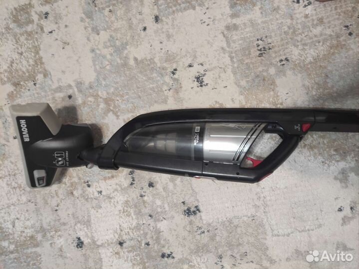 Вертикальный пылесос Hoover