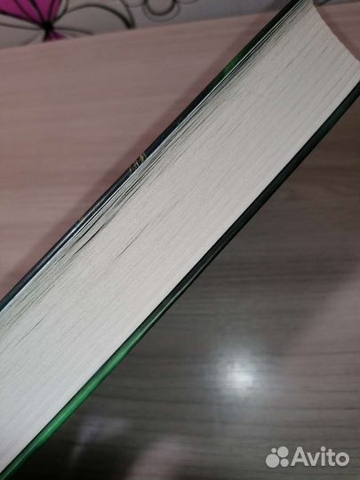 Книга Ли Бардуго 