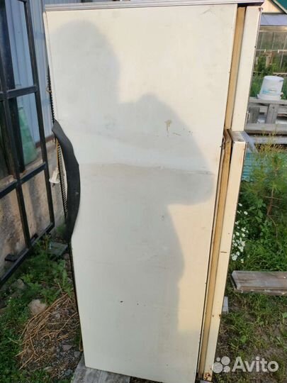 Холодильник бу бесплатно