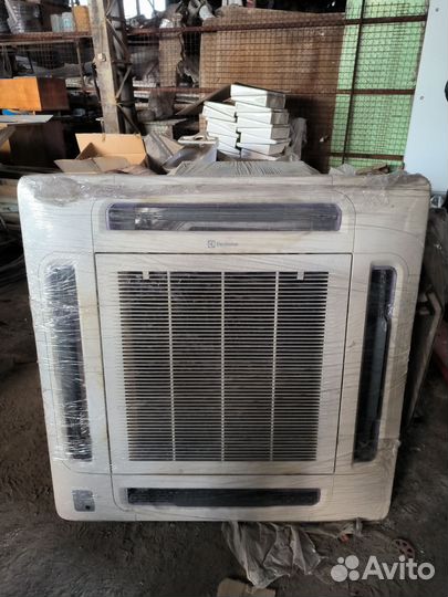 Сплит система кассетного типа Electrolux eaco 48