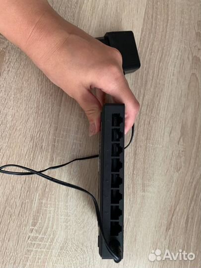 Коммутатор Tenda SG108