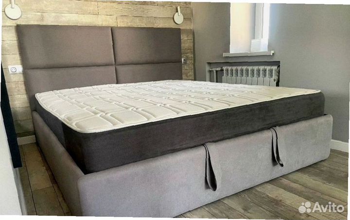 Кровать двуспальная дизайнерская мягкая на заказ