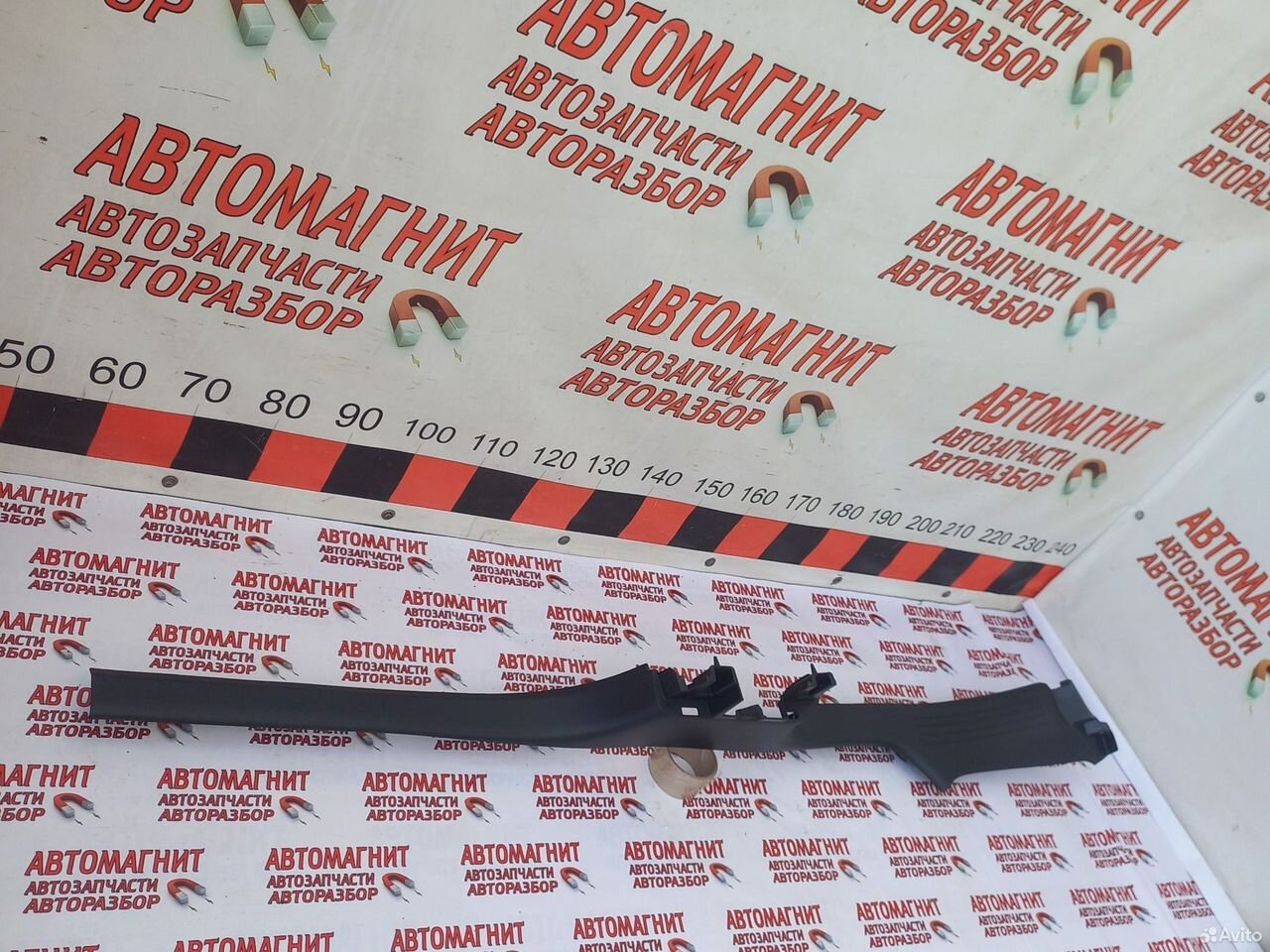 Накладка порога правая внутренняя Lixiang L7