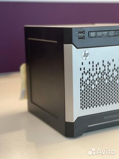 Сервер HP ProLiant MicroServer Gen8