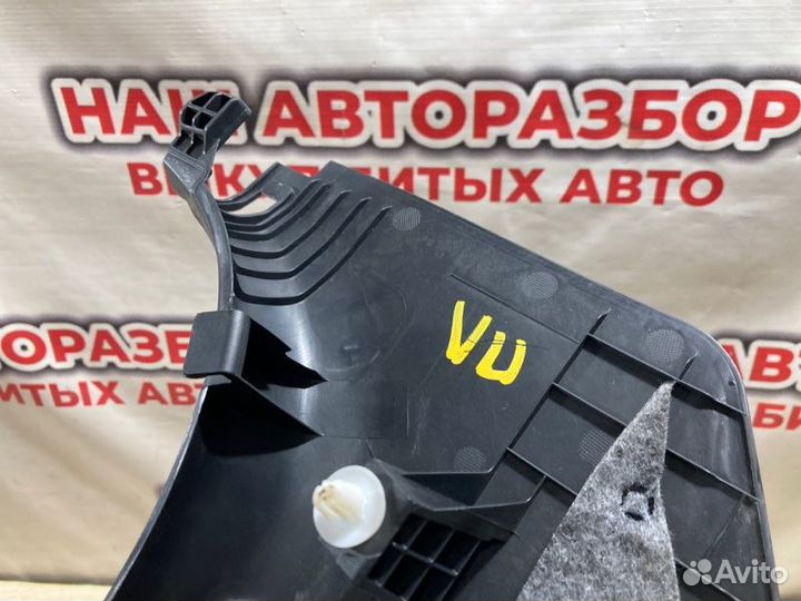 Накладка на порог салона передняя левая Kia Cerato