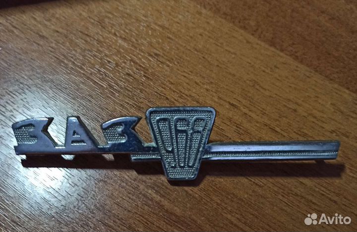 Эмблема заз968