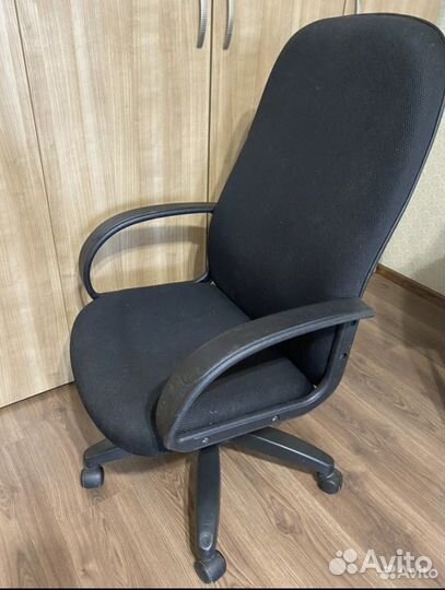 Компьютерное кресло