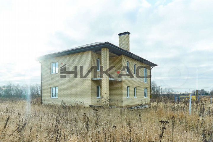 Коттедж 183,4 м² на участке 10 сот.