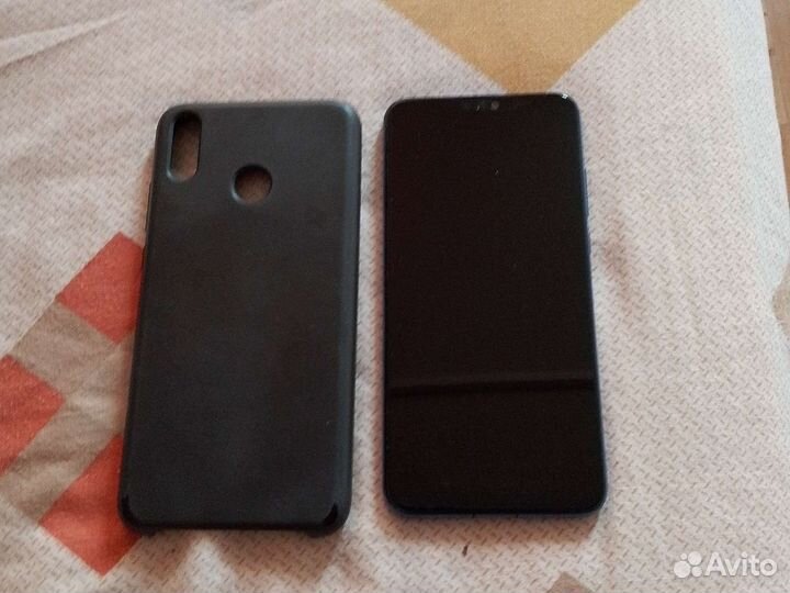 Телефон Honor 8x