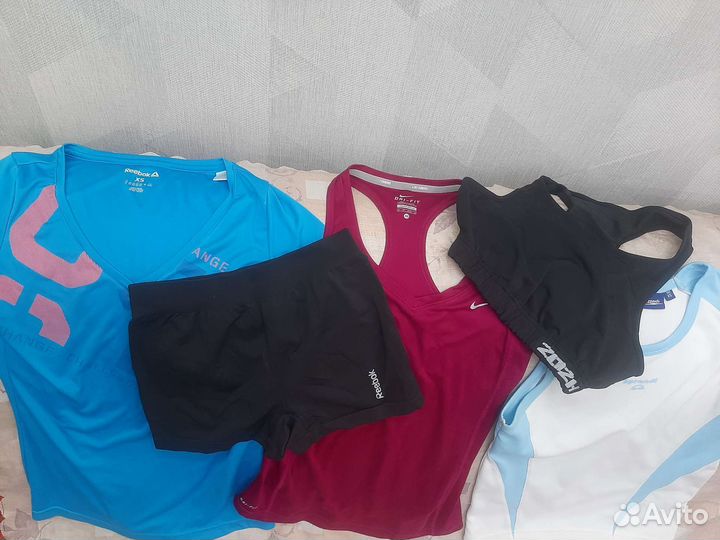 Спортивная одежда для фитнеса женская