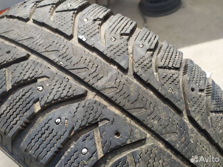 Bridgestone Ice Cruiser 7000 255/70 R16 111T