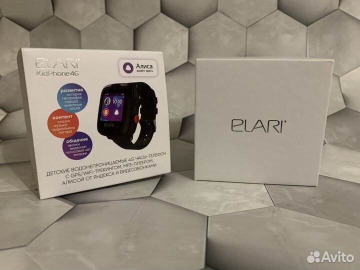 Детские смарт-часы elari KidPhone 4G