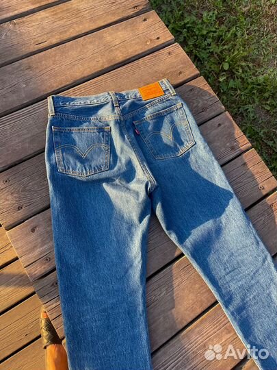 Женские джинсы levis 501 W27