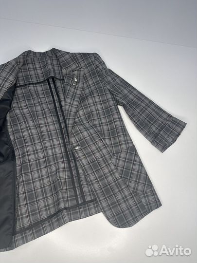 Брючный костюм женский