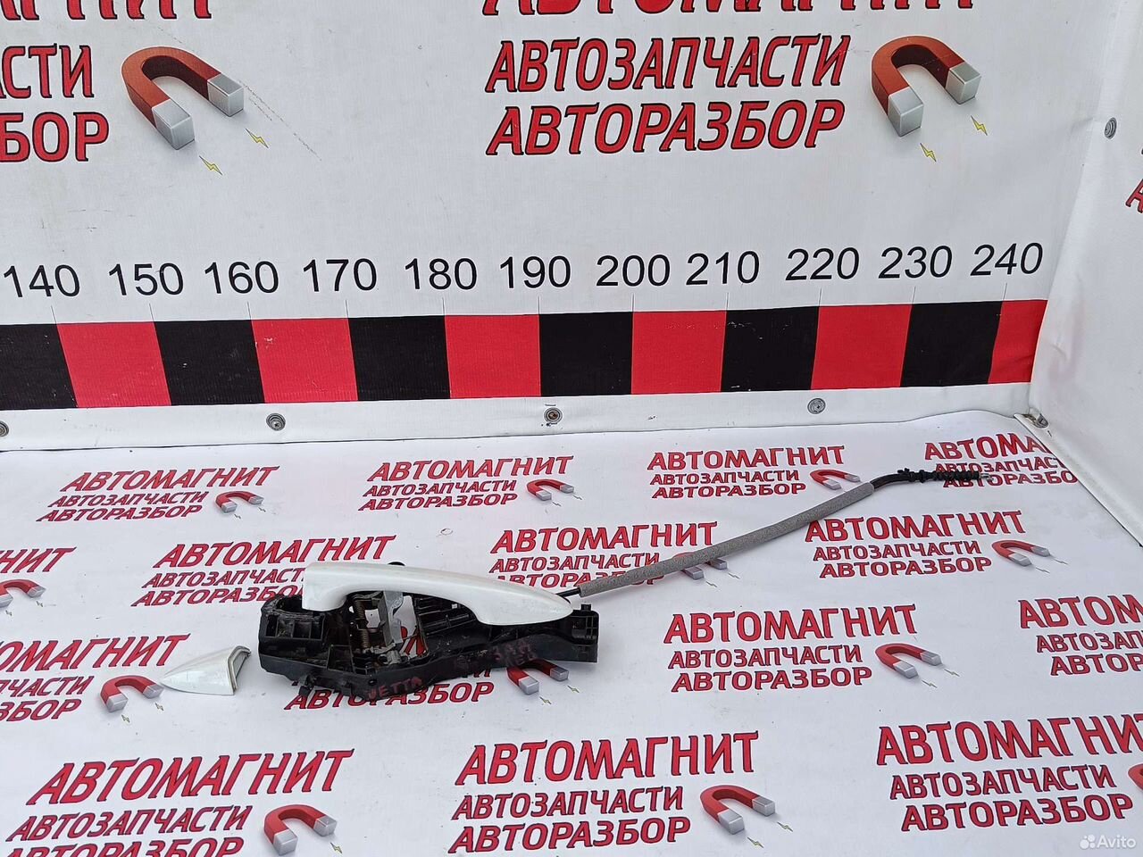 Ручка задняя левая Фольксваген Джетта 7 18 н.в