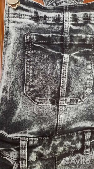 Джинсовый комбинезон для девочки