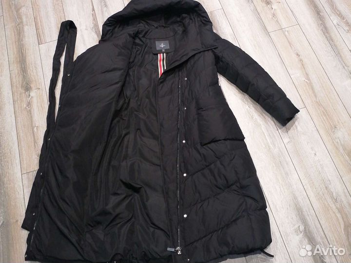 Пуховик женский