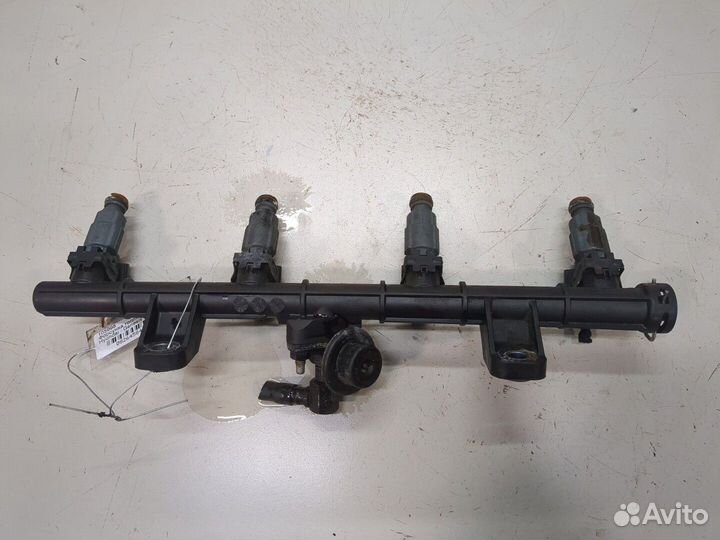 Форсунка топливная Hyundai Genesis Coupe, 2010