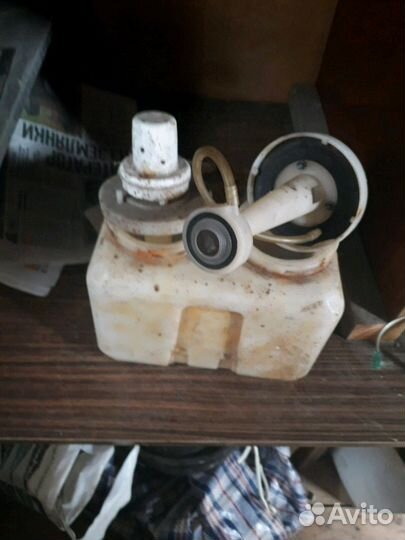 Бачок опрыскивателя для Нива