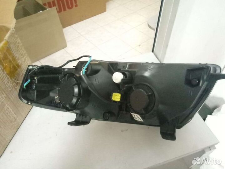 Фара правая основная Ниссан Альмера 2601095F0A