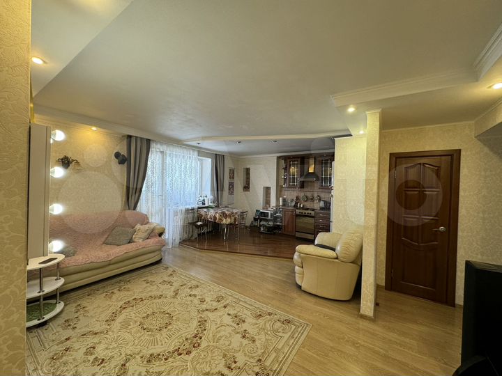 3-к. квартира, 72,3 м², 5/6 эт.