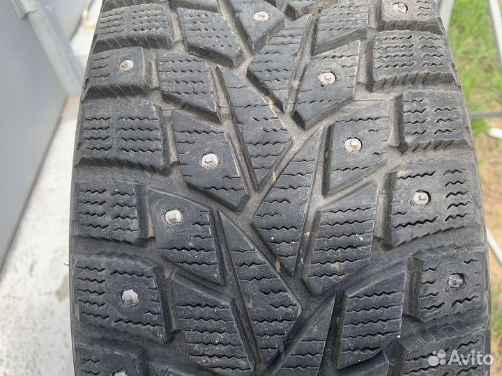 Dunlop SP Winter Ice 02 205/55 R16