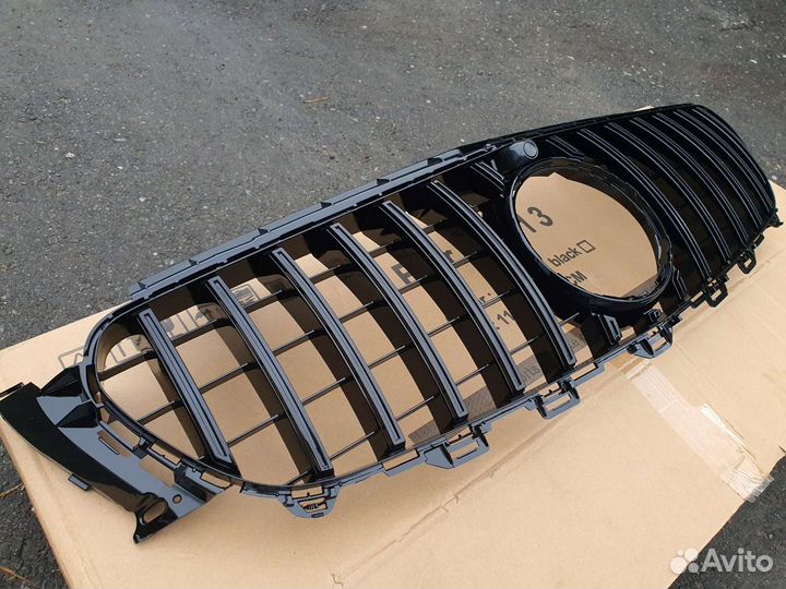 Решетка Mercedes-Benz w213 черная