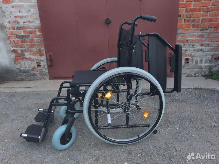 Инвалидная коляска новая