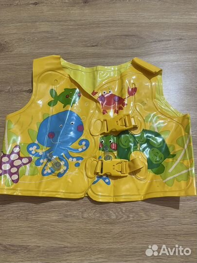 Спасательные надувные жилеты