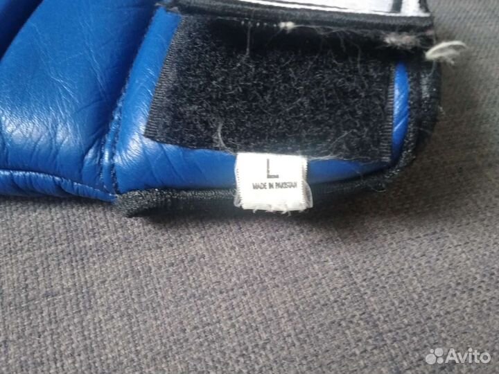 Боксерские перчатки