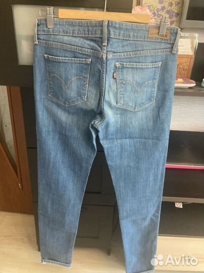 Джинсы женские levis